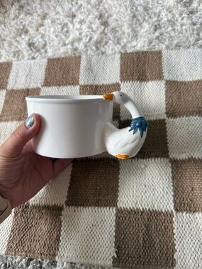 Vintage 1988 House Of Lloyd Goose Handle Ceramic Handpainted Cup /Mug/Soup Bowl